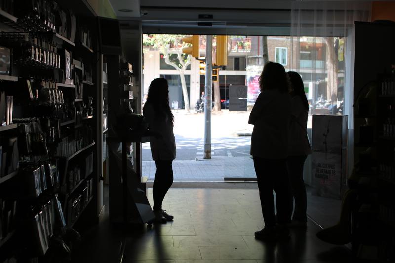 A store in Barcelona during the power outage on April 28, 2025