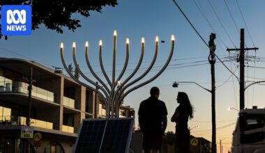 As Sydney's Jewish community reels from the Bondi attack, the path forward is unclear