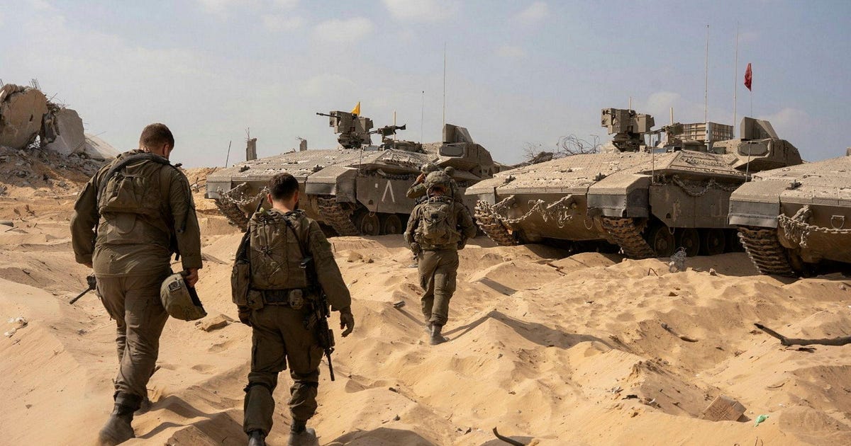 Five IDF Soldiers Wounded in Clash With Militants Emerging From Tunnel in Gaza's Rafah - Haaretz