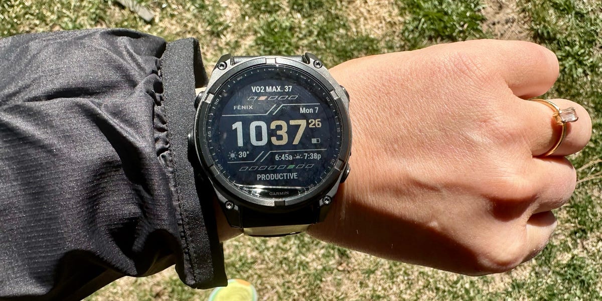 Garmin Fenix 8 Smartwatch Review