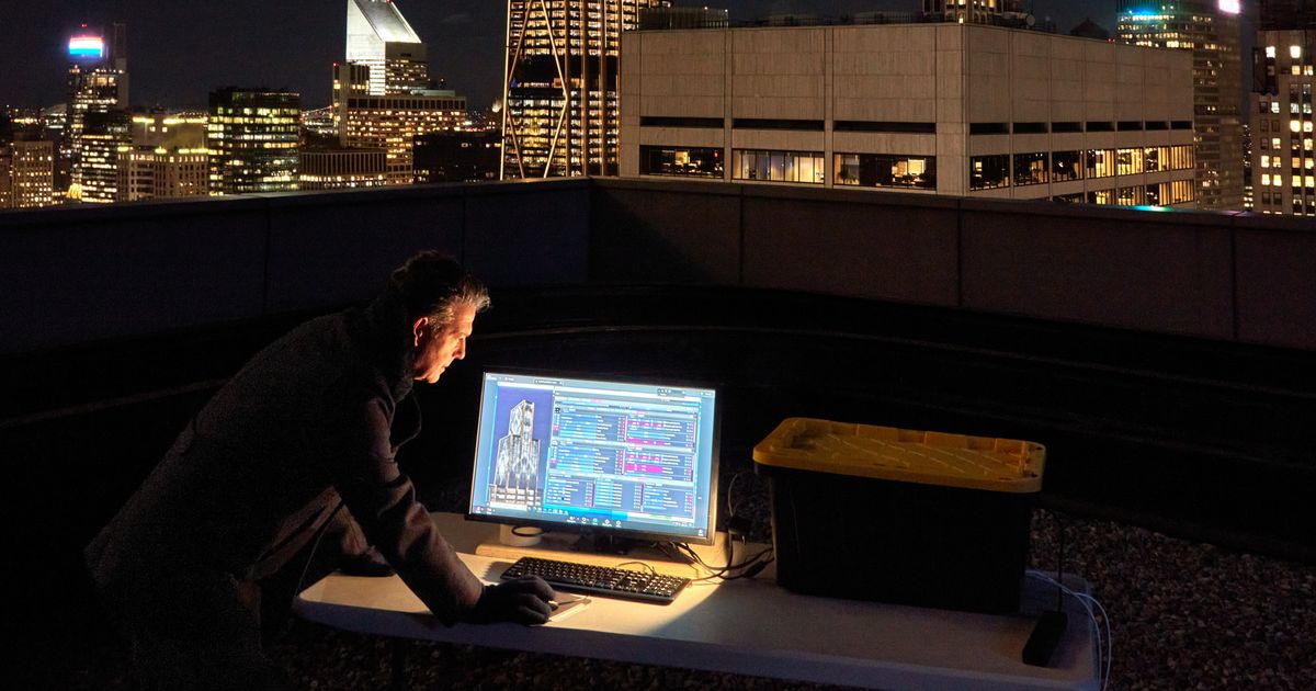 Leo Villareal’s Light Installation at 270 Park Avenue