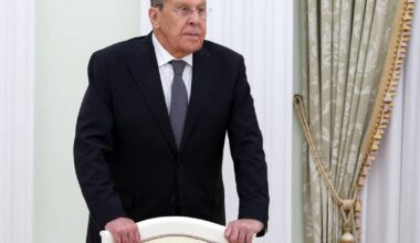 UN nuclear watchdog should stay impartial on Iran, Lavrov says - ایران اینترنشنال