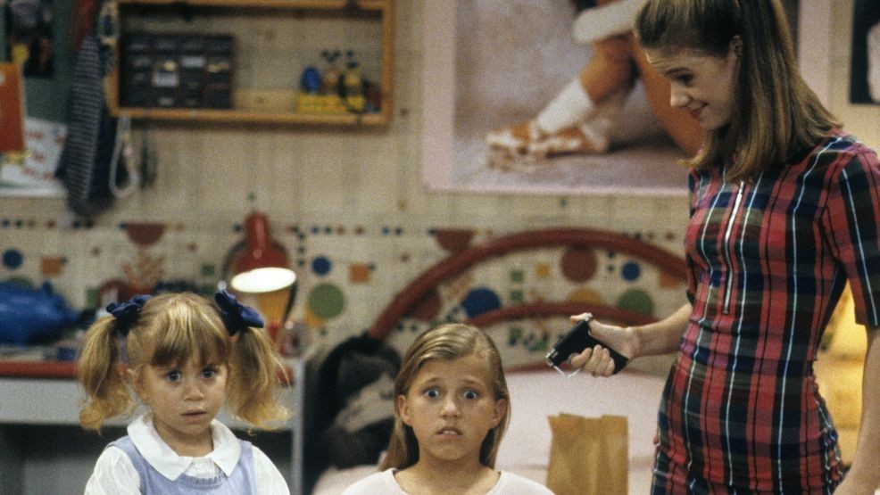 The National Desk dark theme brand icon