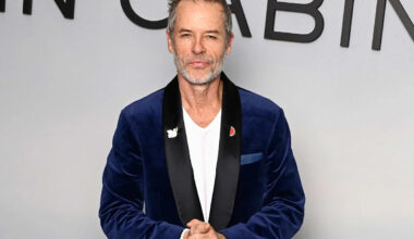 Guy Pearce's Apology for Antisemitic Posts Resurfaces 2 Weeks Later After Deadly Shooting Targets Jewish Community in Australia