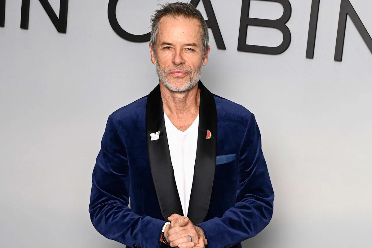 Guy Pearce's Apology for Antisemitic Posts Resurfaces 2 Weeks Later After Deadly Shooting Targets Jewish Community in Australia