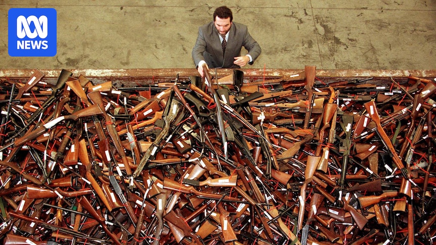 Prime minister announces 'largest' gun buyback scheme since Howard era