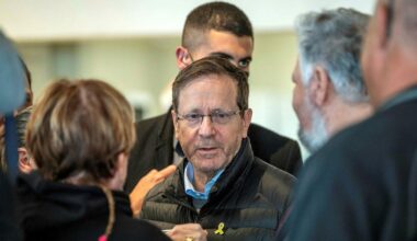 Herzog Tells U.S. Media He 'Respects Trump's Opinion' on Netanyahu Pardon, but 'Israel Is Sovereign Country'