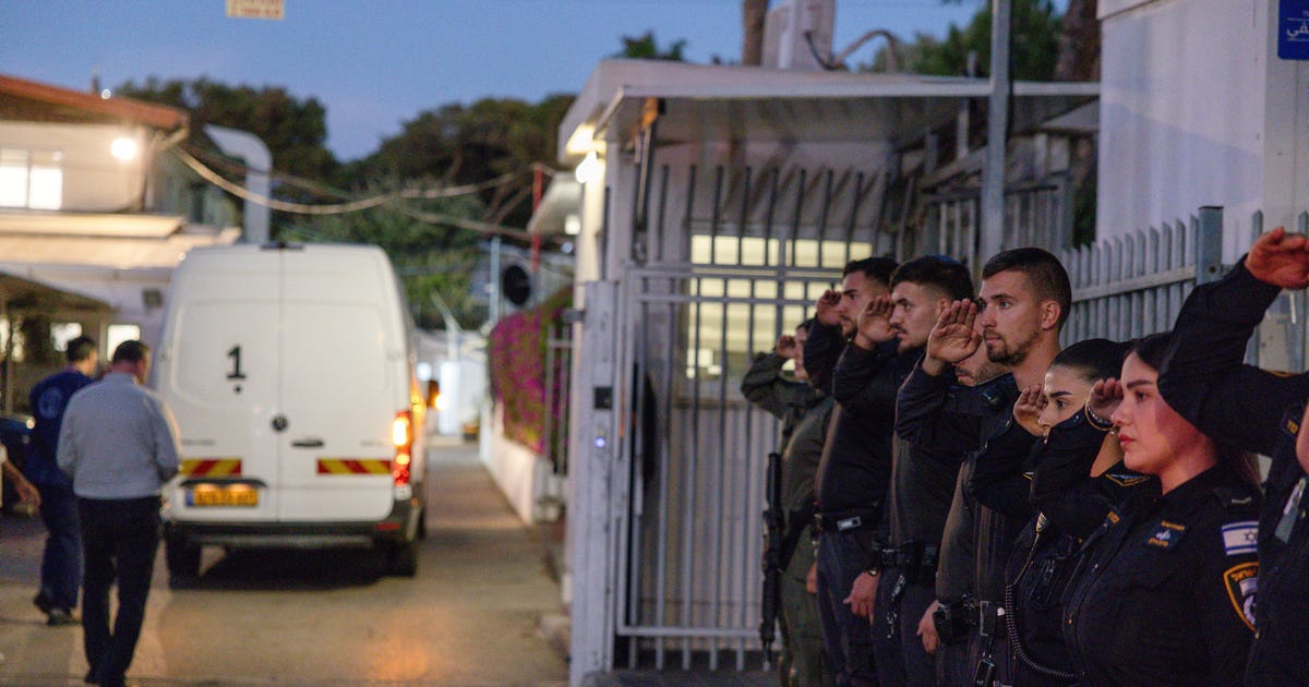 Israel Says Remains Transferred by Hamas Don't Belong to Any Hostage - Haaretz