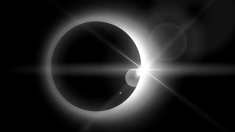 An image of a solar eclipse.