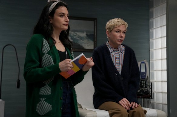 Jenny Slate (left) as Nikki and Michelle Williams as Molly in the comedy Dying for Sex.