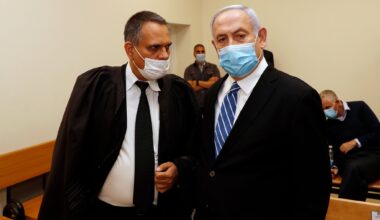 Former Netanyahu lawyer says president can't pardon PM without an admission of guilt