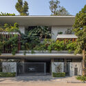 Tropical House 2 / ARO studio - Exterior Photography, Balcony