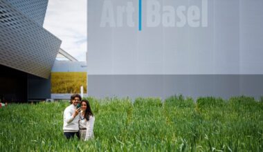 Swiss Voters Reject Inheritance Tax After Billionaires Threaten Exodus