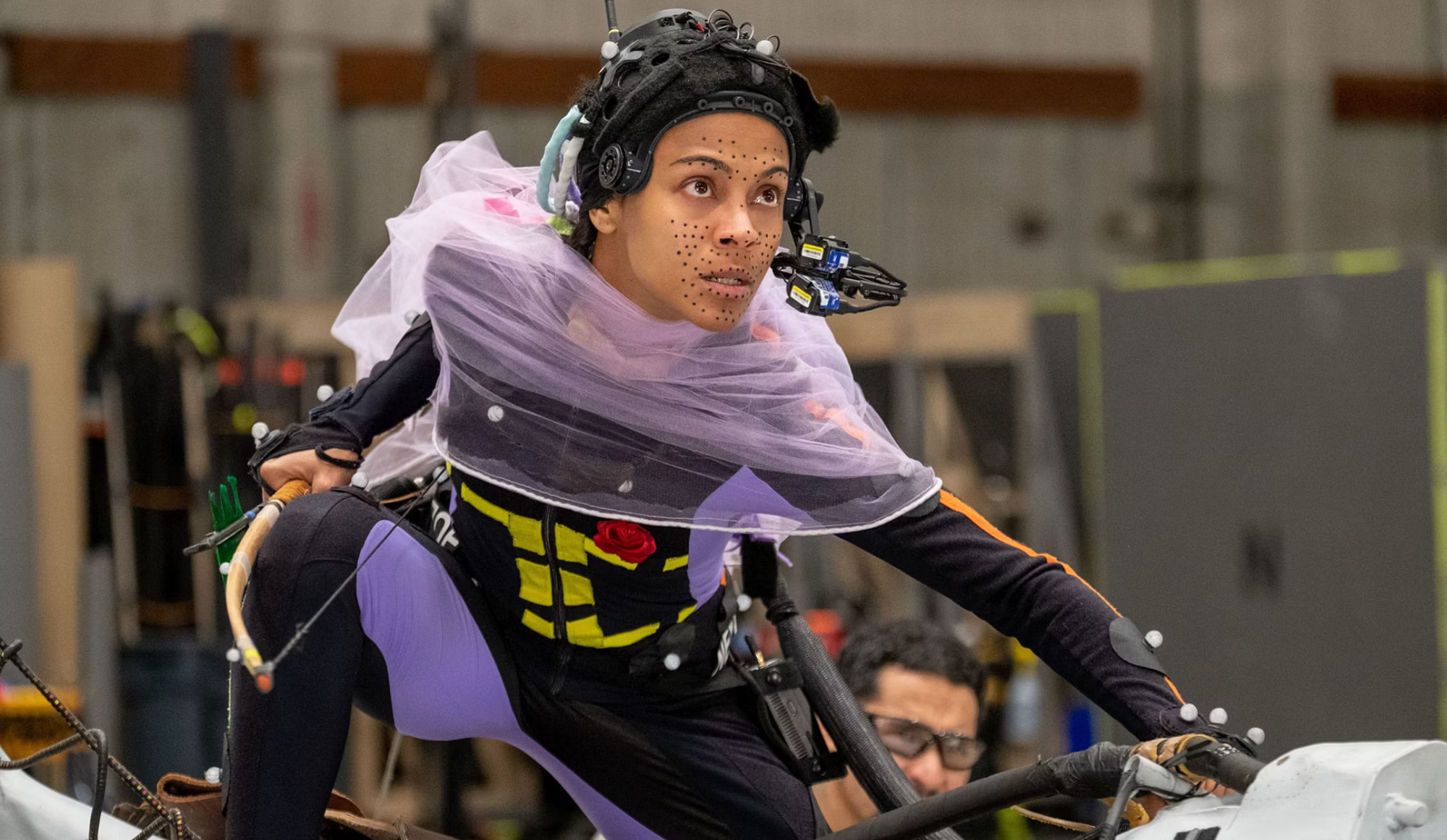 Zoe Saldaña on the set of 20th Century Studios' AVATAR: FIRE AND ASH. Photo by Mark Fellman. © 2025 20th Century Studios. All Rights Reserved.