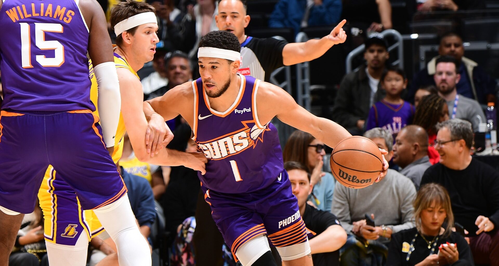 Live Updates: Suns vs. Lakers, top moments and stats from a 9-game night in the NBA