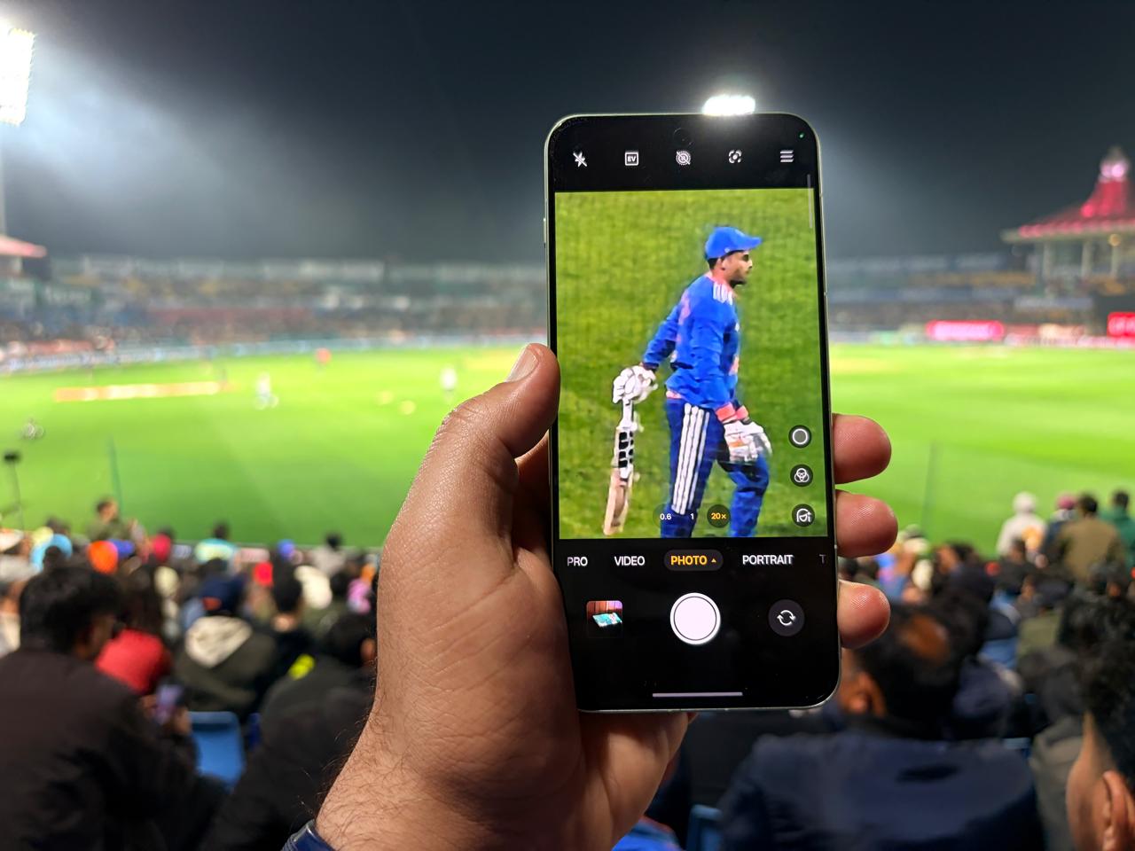 At the stadium, the camera handled crowd shots and action moments well.(Ayushmann Chawla)