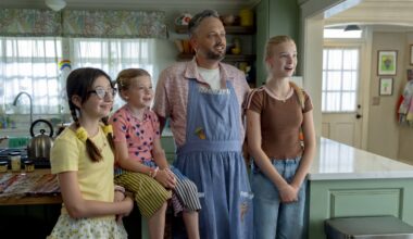 Nate Bargatze stars in 'The Breadwinner'