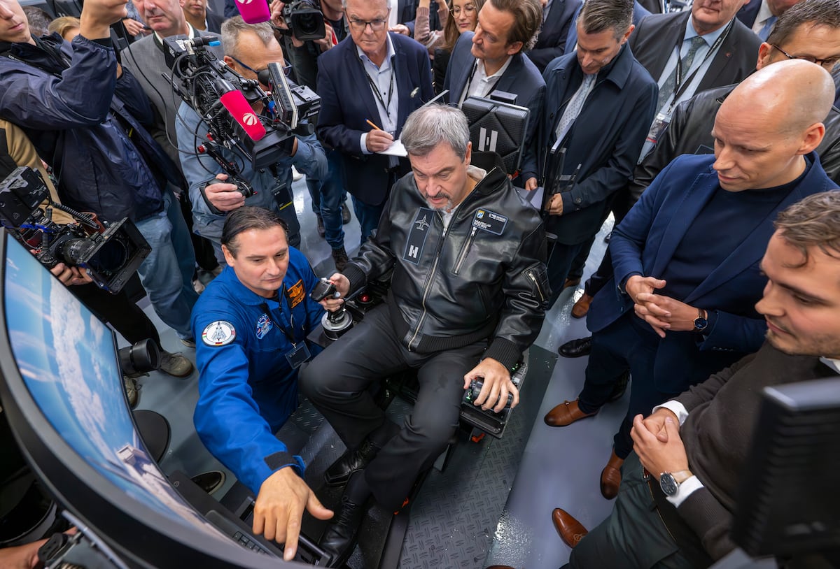 Kongsberg, Helsing team up for European satellite-intel constellation