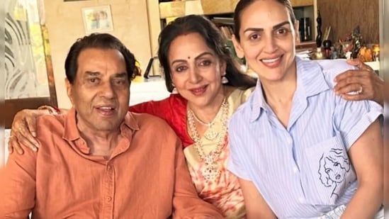 Hema Malini and Esha Deol have planned to hold another prayer meet for Dharmendra. 