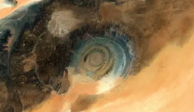Astronauts capture images of ringed rock formations in the Sahara