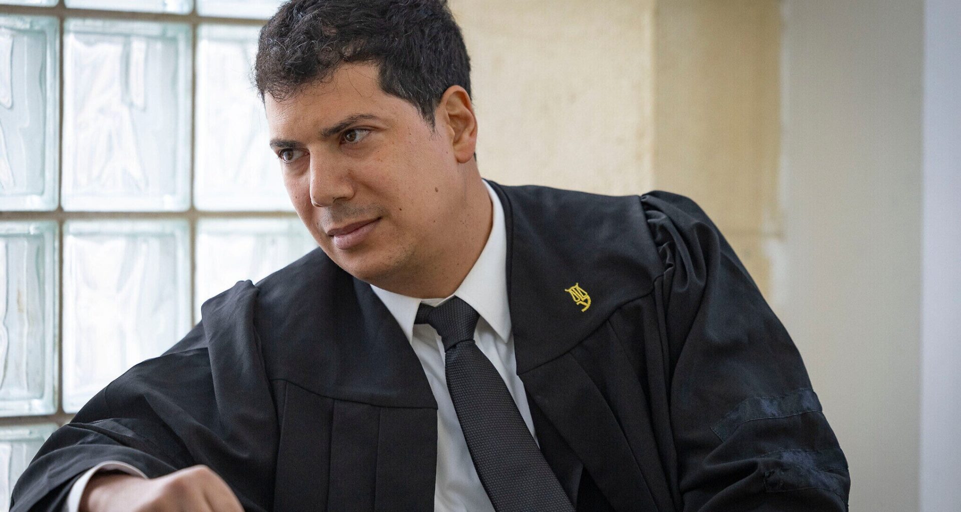 Netanyahu's graft trial briefly paused after his defense attorney shouts at judges