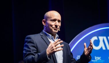 Bennett: Qatargate is 'most serious act of treason' in Israeli history, PM must resign