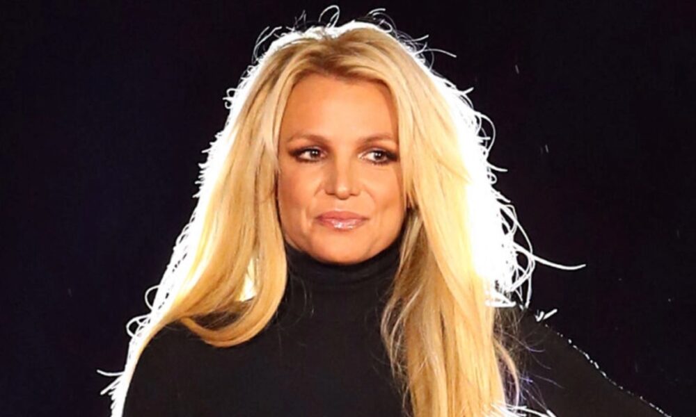Britney Spears Calls Out Men Who Talk Poorly About Her in New Posting Spree: ‘More Fire in My Pinky’ – Star Magazine