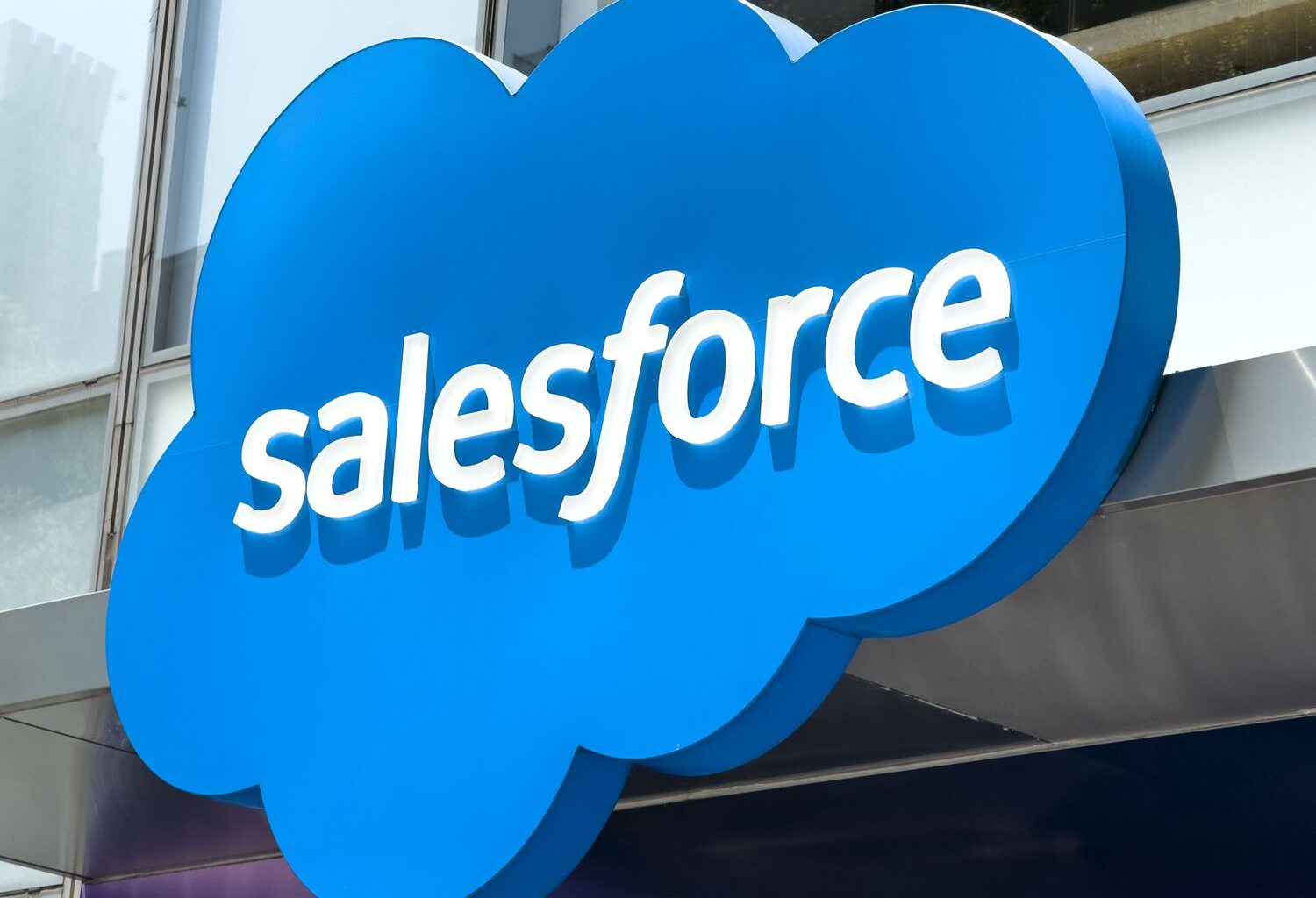 Salesforce Boosts Its Outlook on AI Momentum, Injecting Some Enthusiasm Into Its Stock