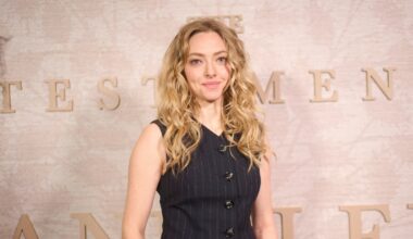 Amanda Seyfried Says She's Not Sorry for Calling Charlie Kirk 'Hateful'