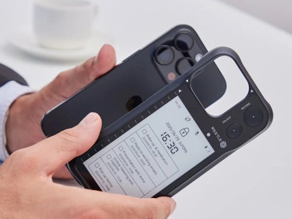 Add E Ink and AI to Your Phone Case With the SmartInk I