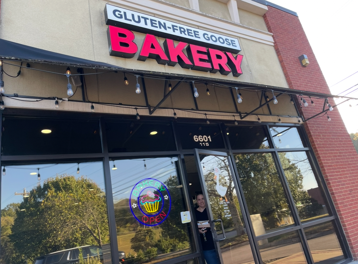 The exterior of the Gluten Free Goose, including a neon sign and the logo, as photographed on Oct. 31, 2025. (Photo courtesy of Caroline Moore)