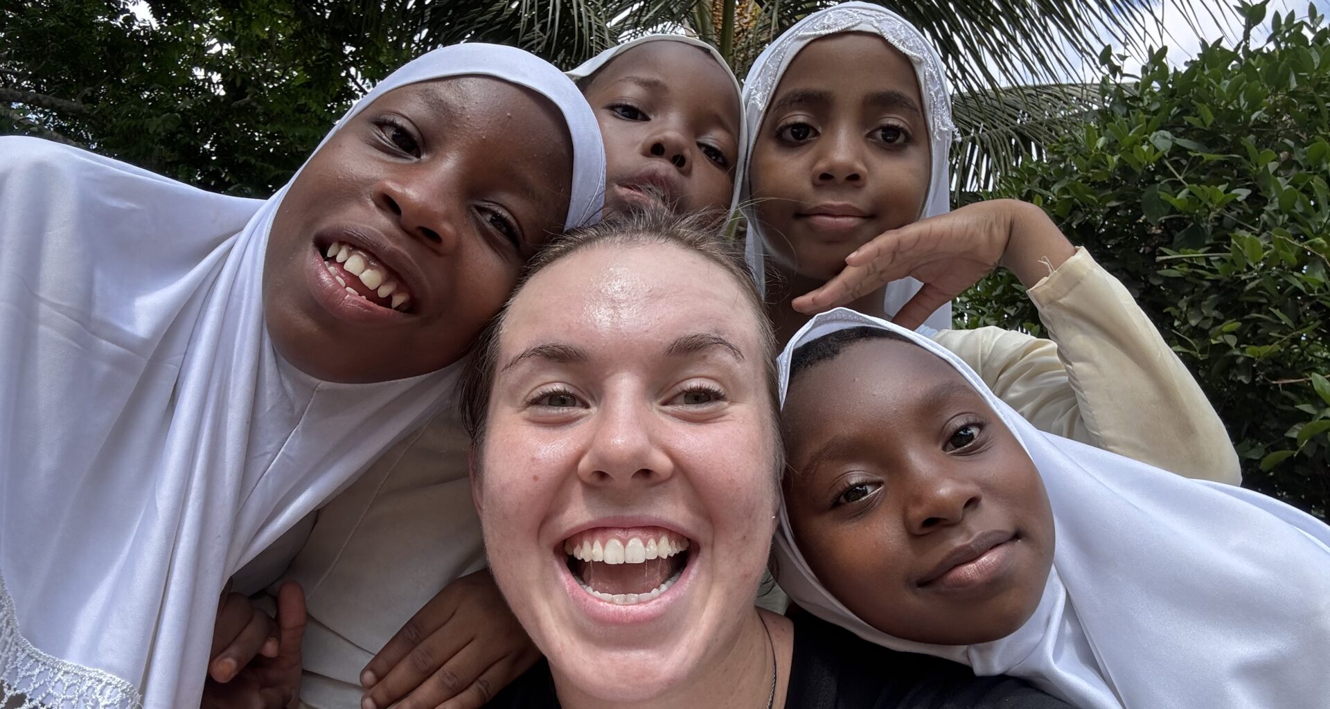 Noskova volunteers at Zanzibar school, calls experience 'unforgettable'