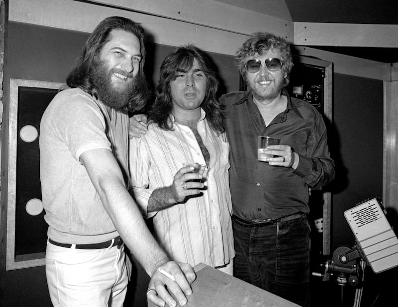 Steve Cropper, left, with producer Bruce Robb and singer-songwriter Harry Nilsson in the 1980s in Los Angeles. Photograph: Lester Cohen/Getty
