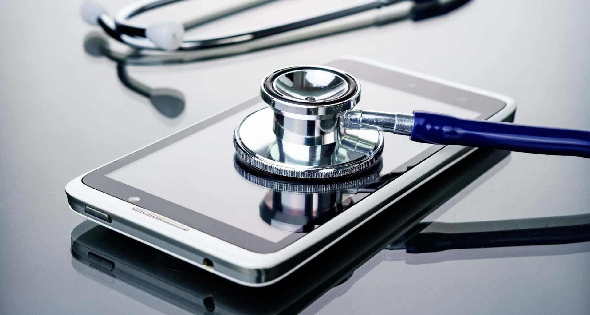 Smartphone motor tests can predict dopamine deficiency in Parkinson’s disease without brain scans