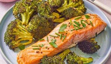 5+ Mediterranean Diet Sheet-Pan Dinner Recipes Ready in Three Steps or Less