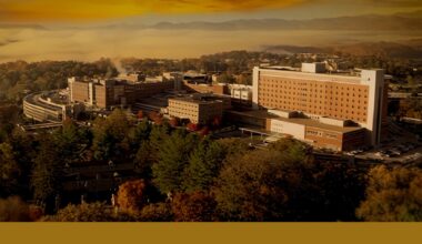 Faster, gentler knee replacement now available in Western North Carolina