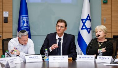 AG's office, Knesset legal advisory pan Haredi draft exemption bill