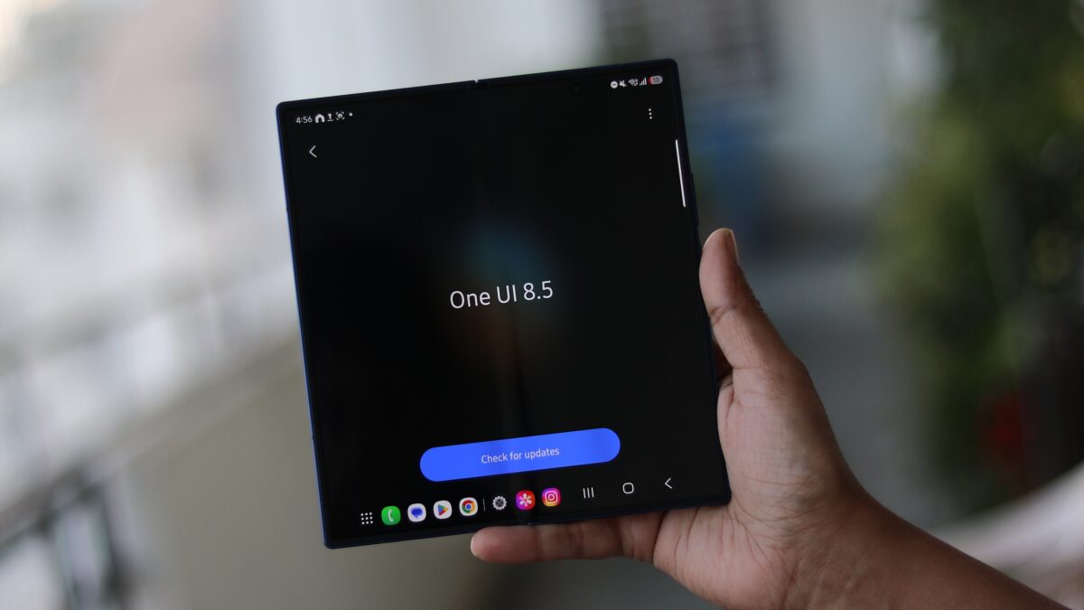 One UI 8.5 may add support for pro camera accessories - SamMobile
