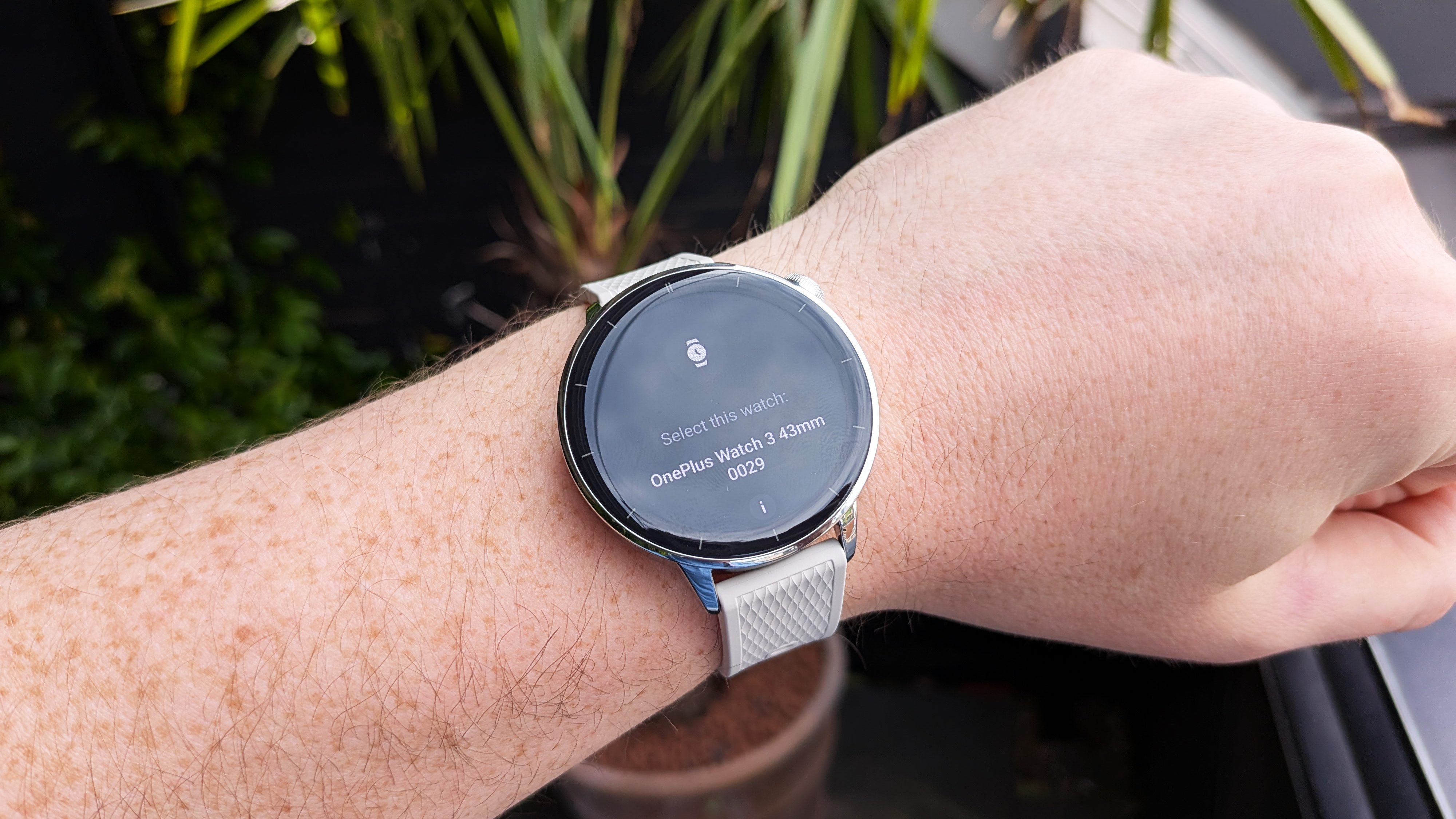 OnePlus Watch 3 43mm worn on a wrist