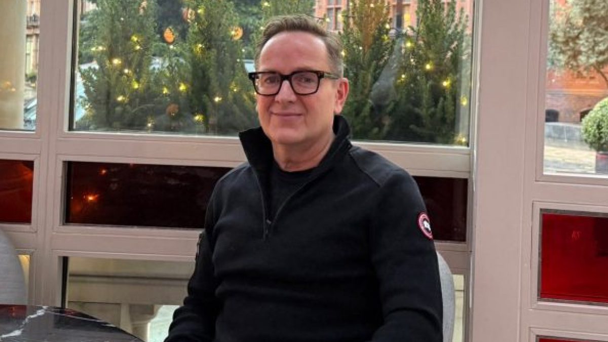 Millionaire spending £15,000 on gifts