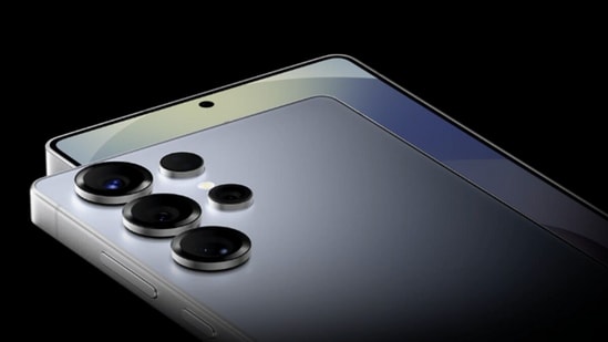 Samsung may skip a camera upgrade in the Galaxy S26 to keep the prices low.(Samsung)