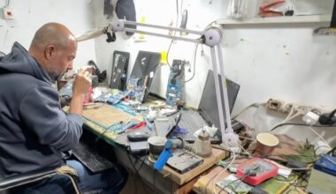 Gaza’s tech workers code from rubble as Israel’s war destroys digital life | Israel-Palestine conflict News