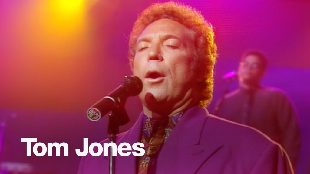 Tom Jones Performs Prince's "Purple Rain" Accompanied by Pink Floyd's David Gilmour (1992)