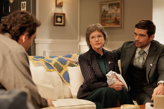 Simon, Helen & Ian(Don Hany, Jackie Woodburne & Jackson Gallagher)