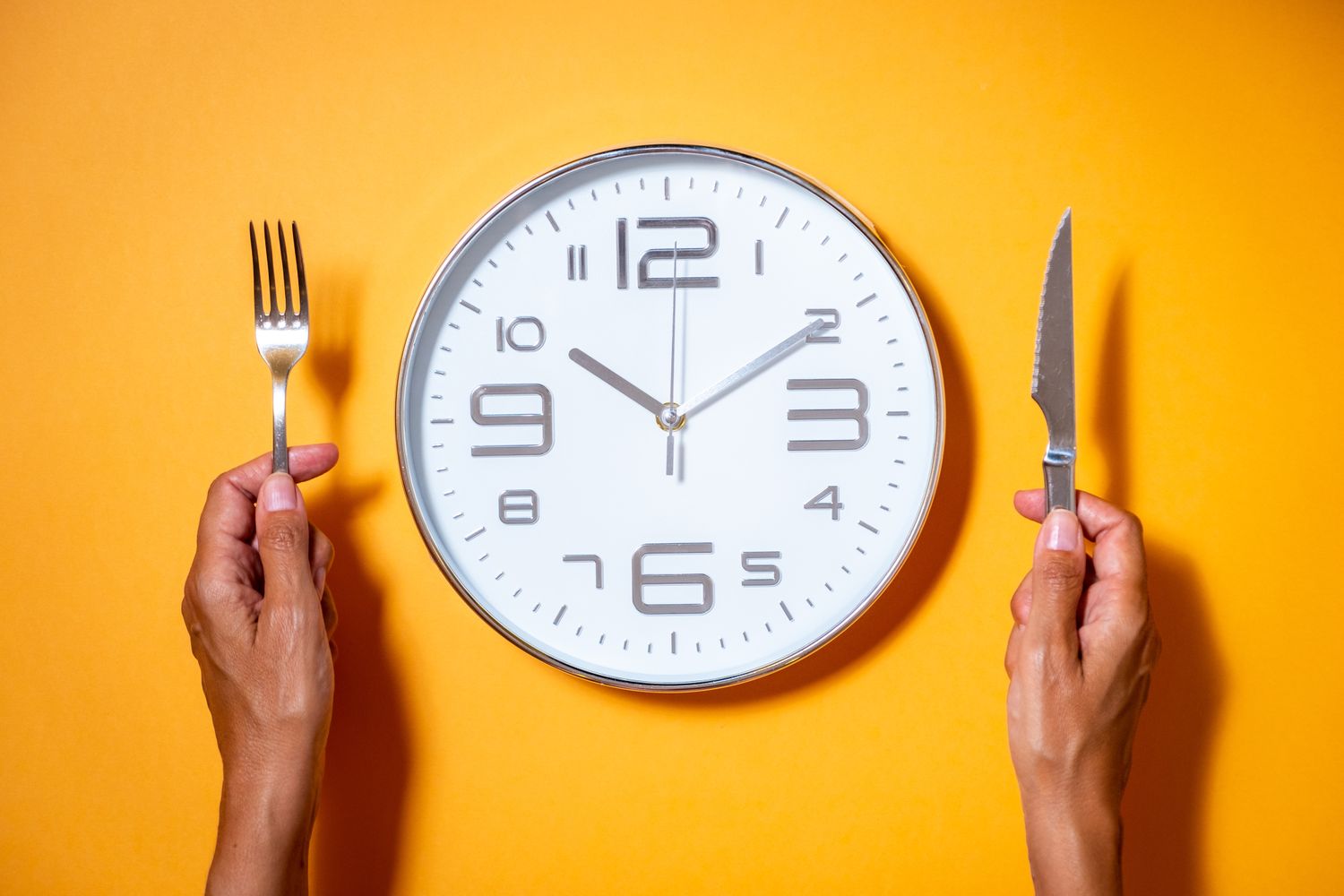 We Asked a Doctor How Intermittent Fasting Affects Your Blood Sugar
