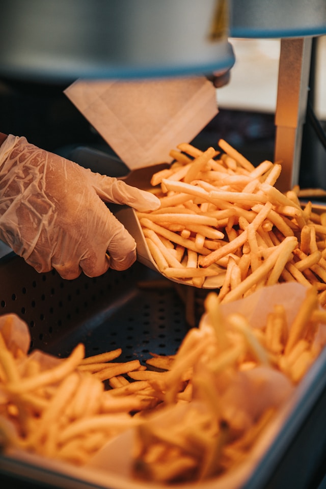 VegNews.frenchfries.unsplash