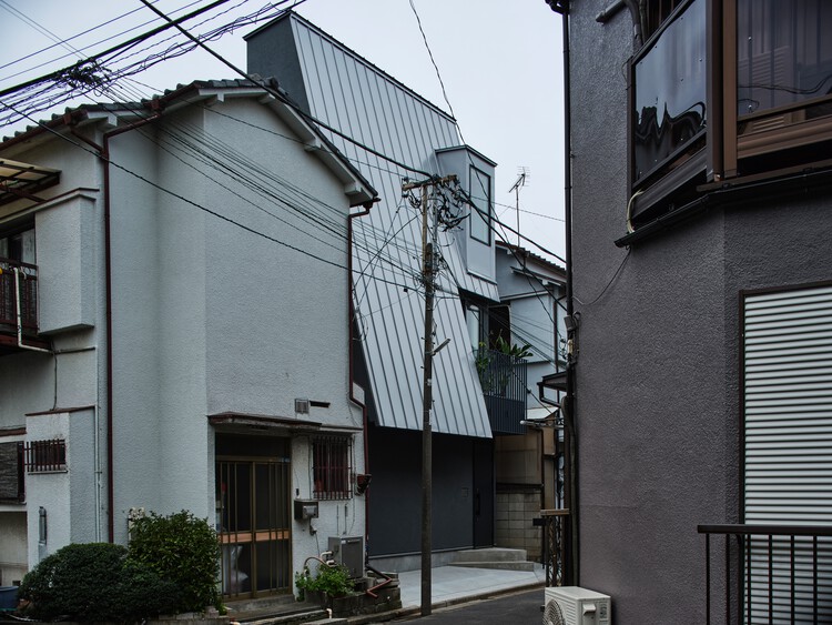 House 14° / Akaike Kazuhito Architect ＆ Associates - Exterior Photography, Concrete