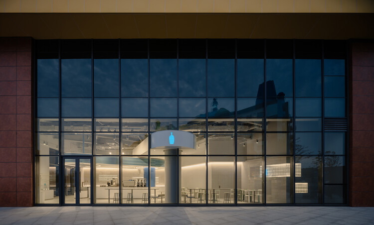 BlueBottle Coffee Legoland / Atelier xy - Image 2 of 17