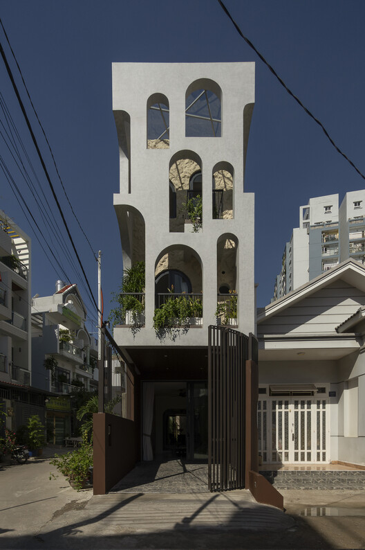 TD2 House / Hinzstudio - Exterior Photography, Balcony