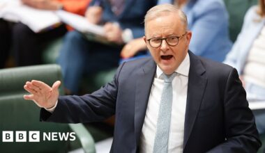 Anthony Albanese announces hate speech crackdown after Bondi shooting